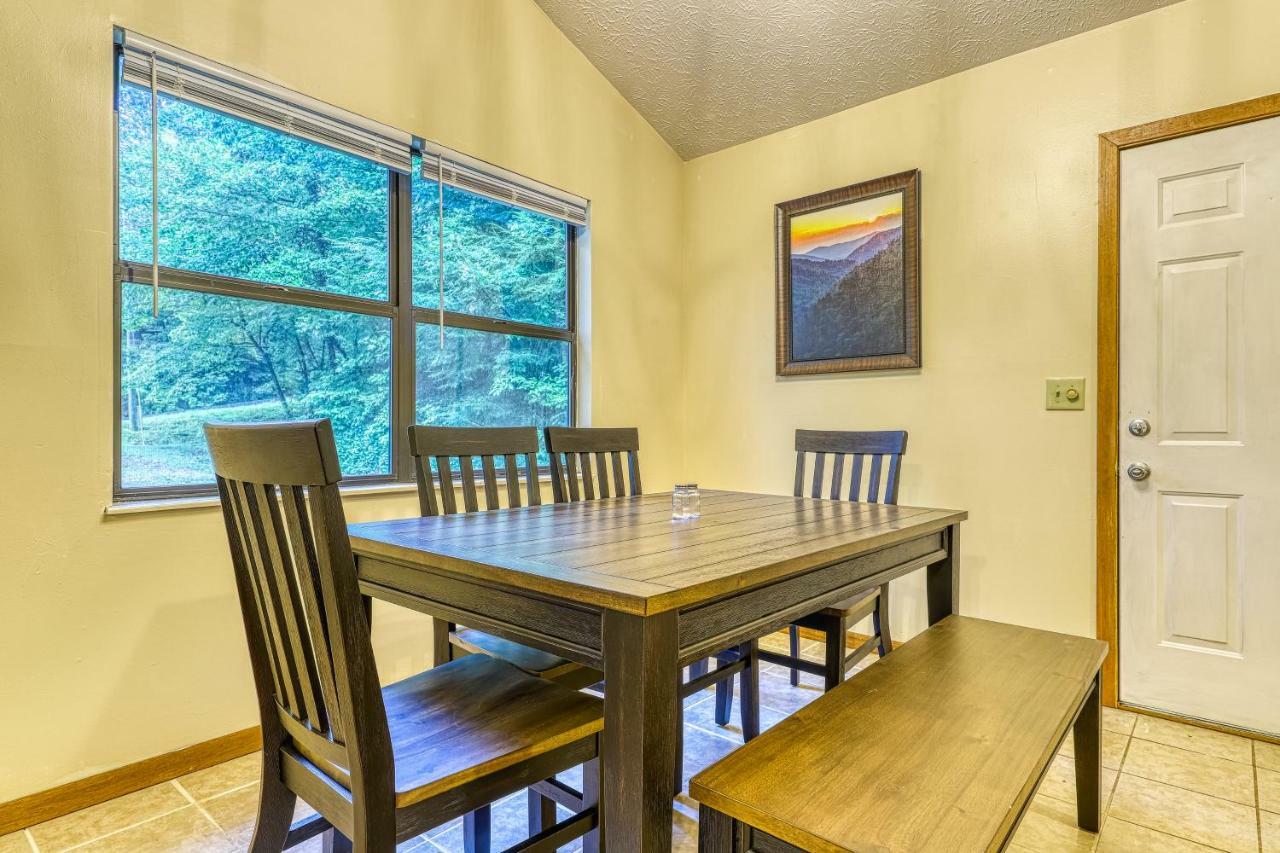 Smoky Bear Hideout Villa Sevierville Exterior photo