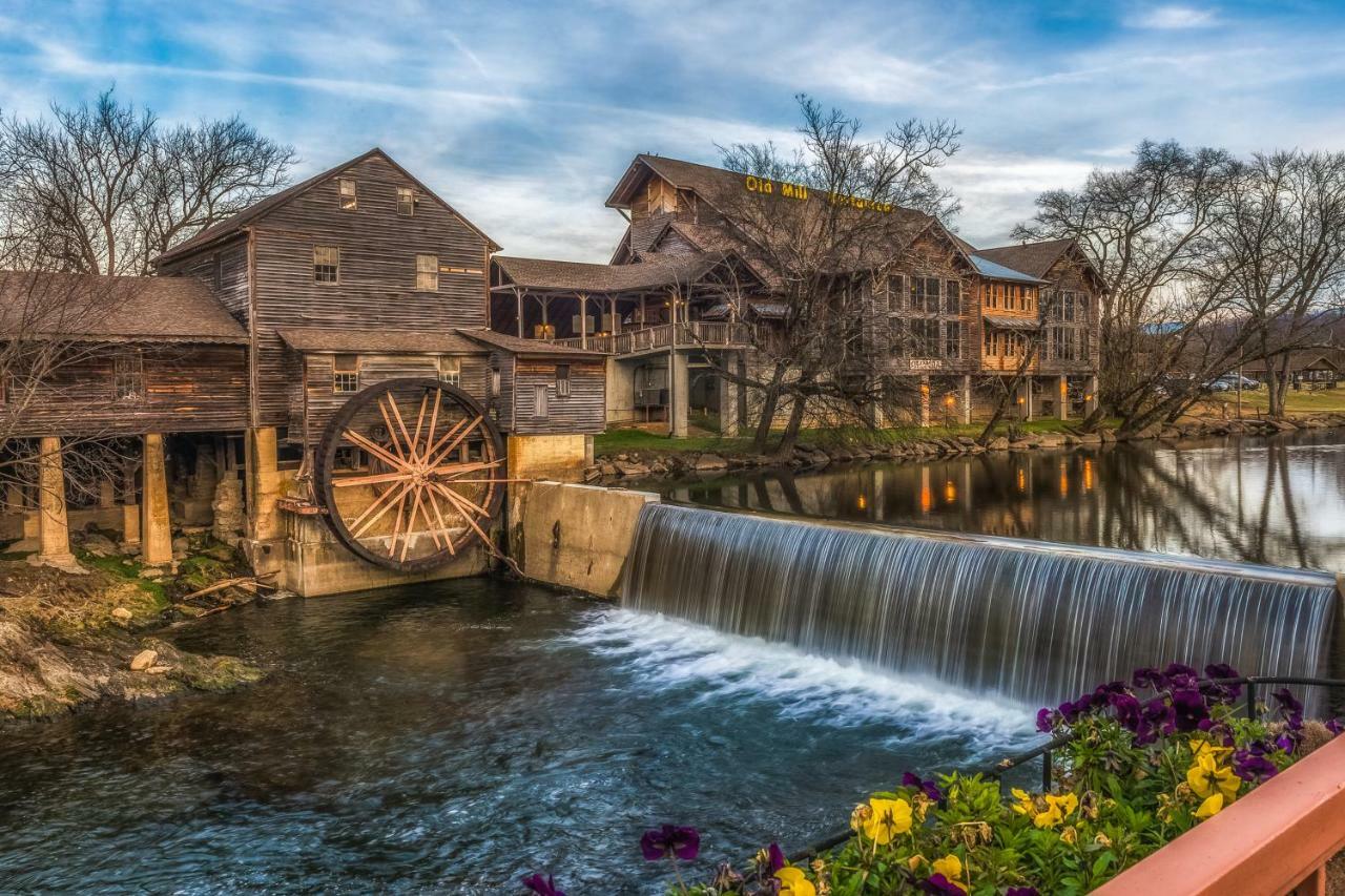 Smoky Bear Hideout Villa Sevierville Exterior photo